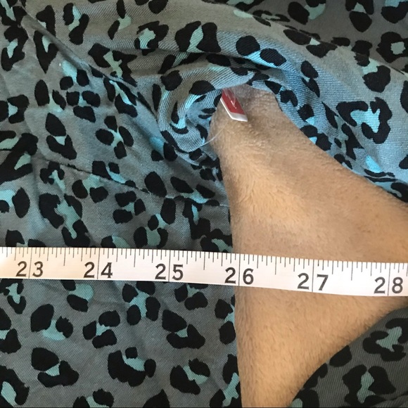 Cecil Leopard Print Button Down Top - Size XXL - Picture 7 of 10